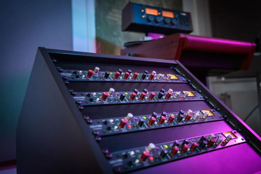 RND Shelford Channel 5035 channel strip to make virtual instruments sound even more stunning